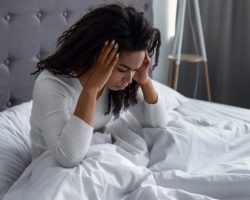 Why Do I Wake Up With A Headache [Causes & Best Solutions]
